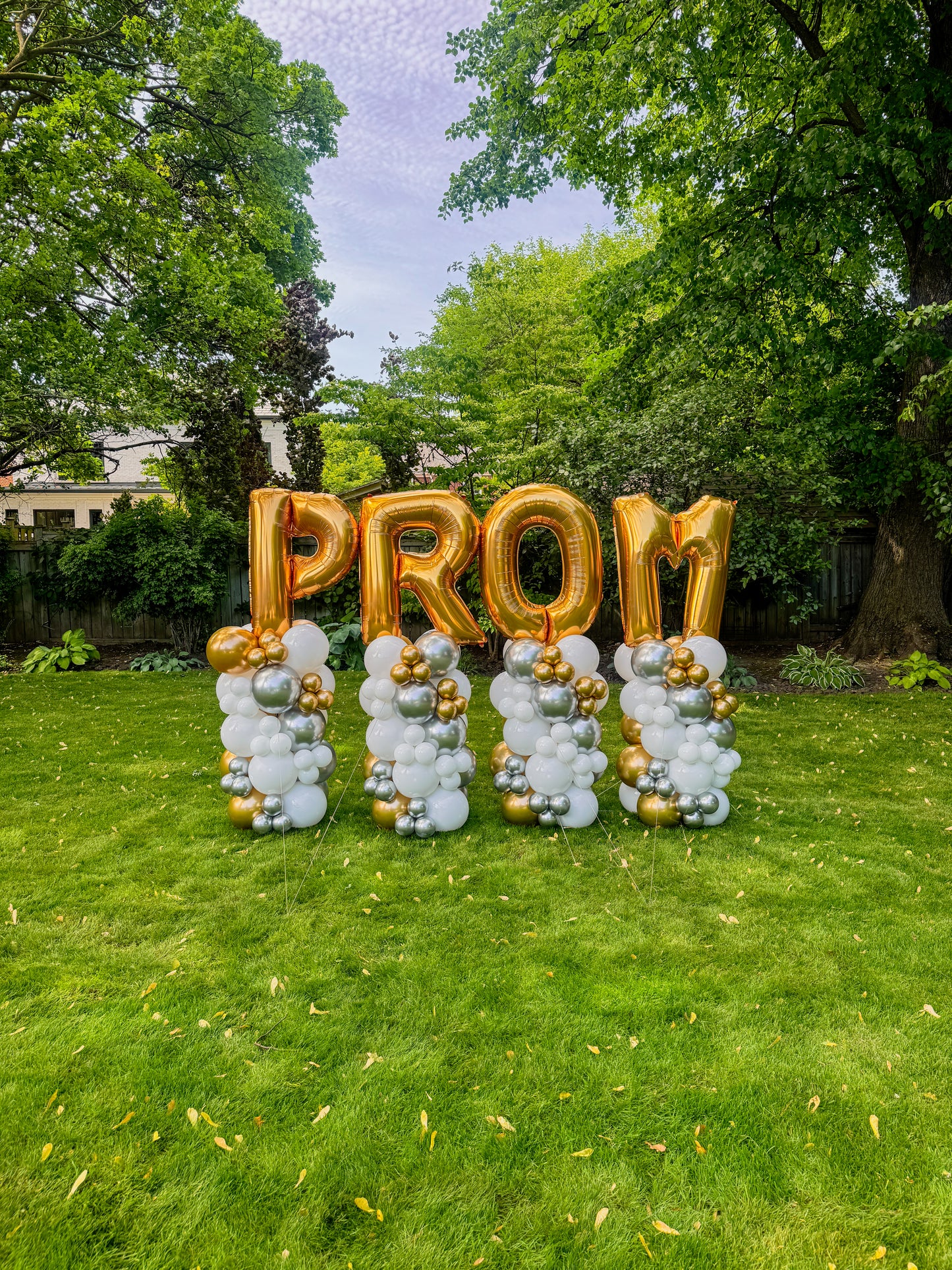 PROM Balloon pillars