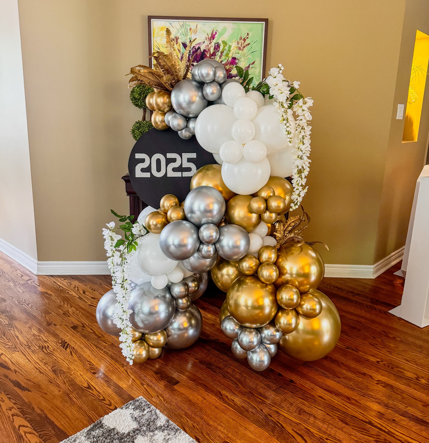Easel Balloon Display with Sign