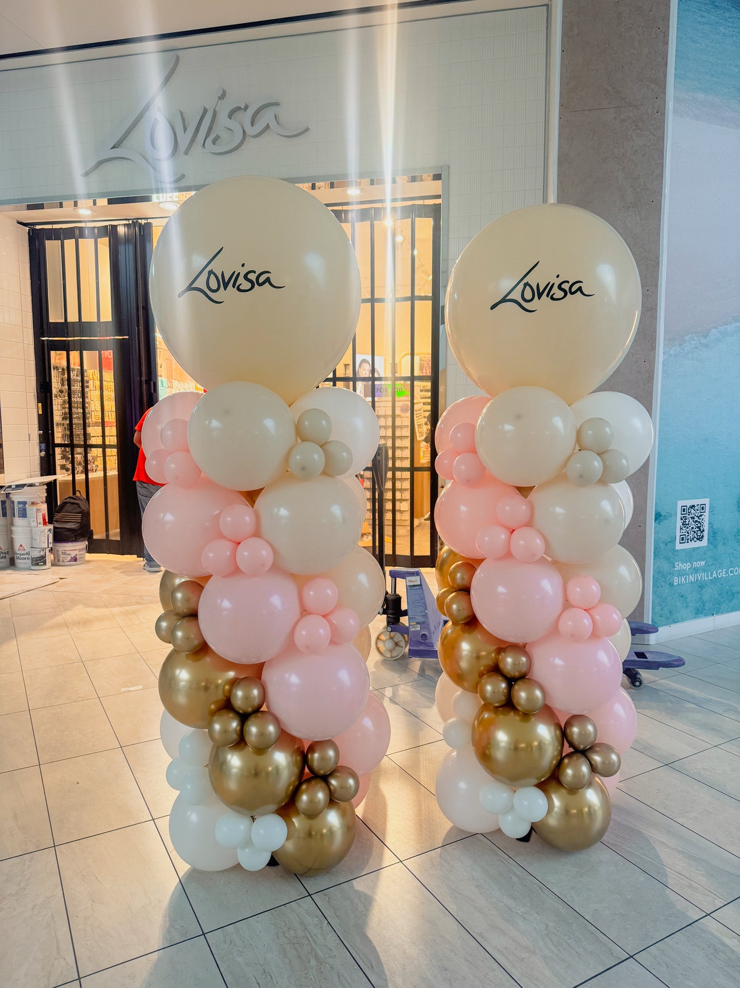 6.5 foot tall large logo balloon pillar