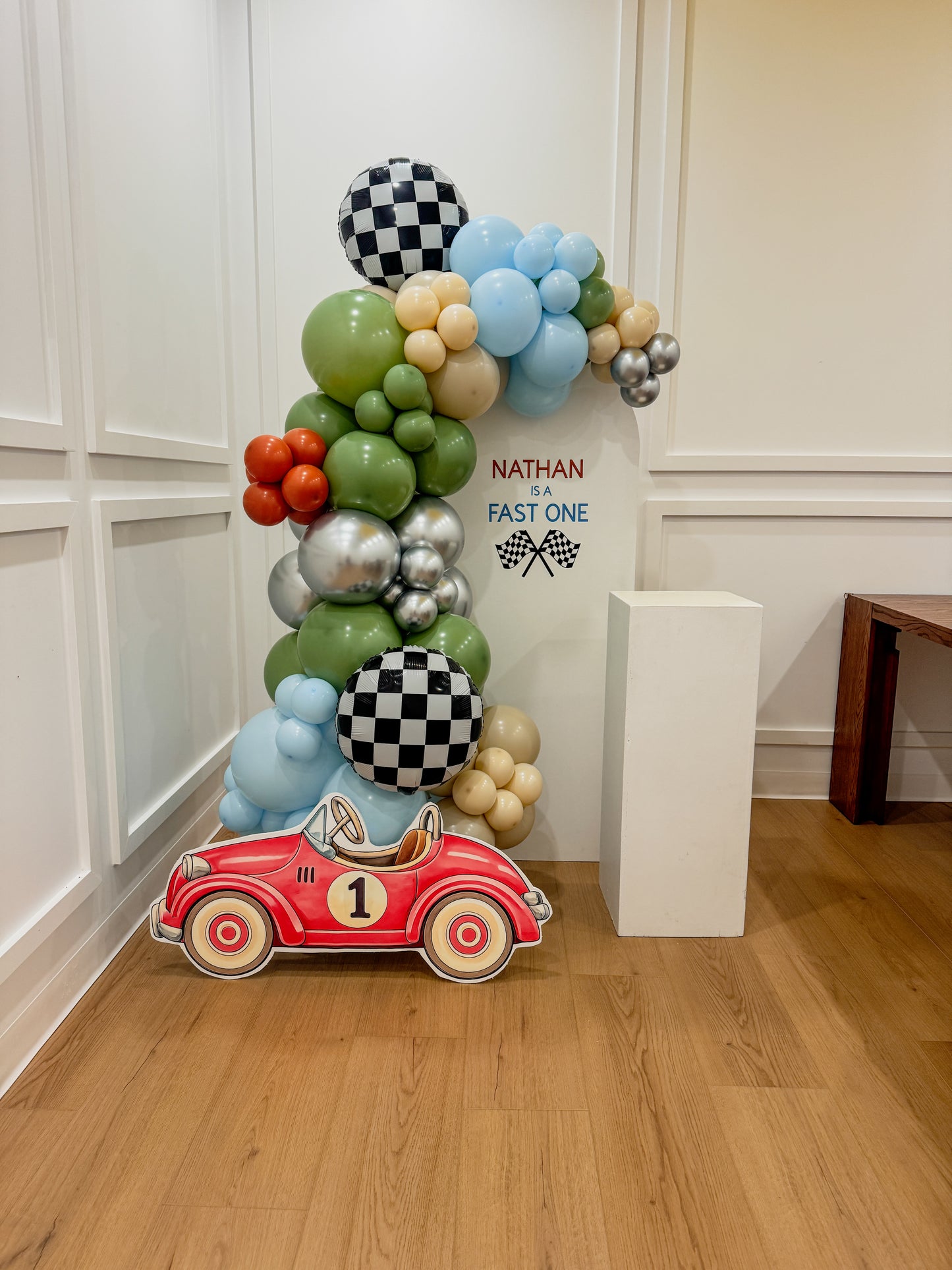 Mini solid wood backdrop with balloons, prop, foils & cakestand