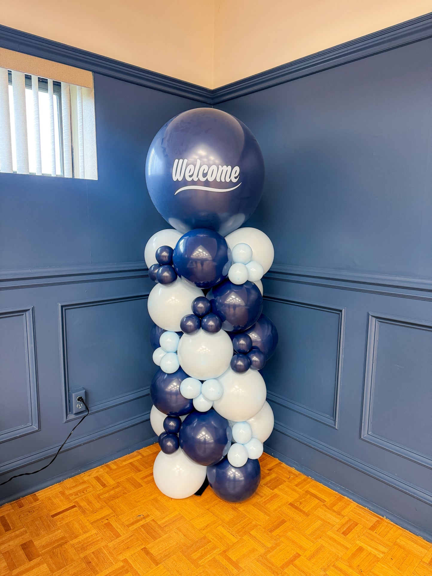 6.5 foot tall large logo balloon pillar