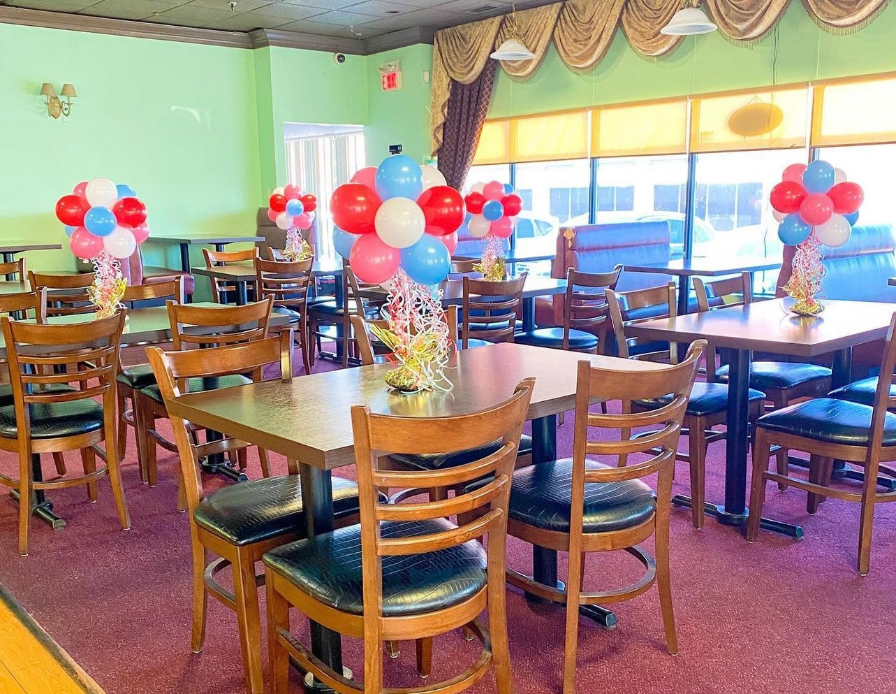 Table top balloon centerpieces
