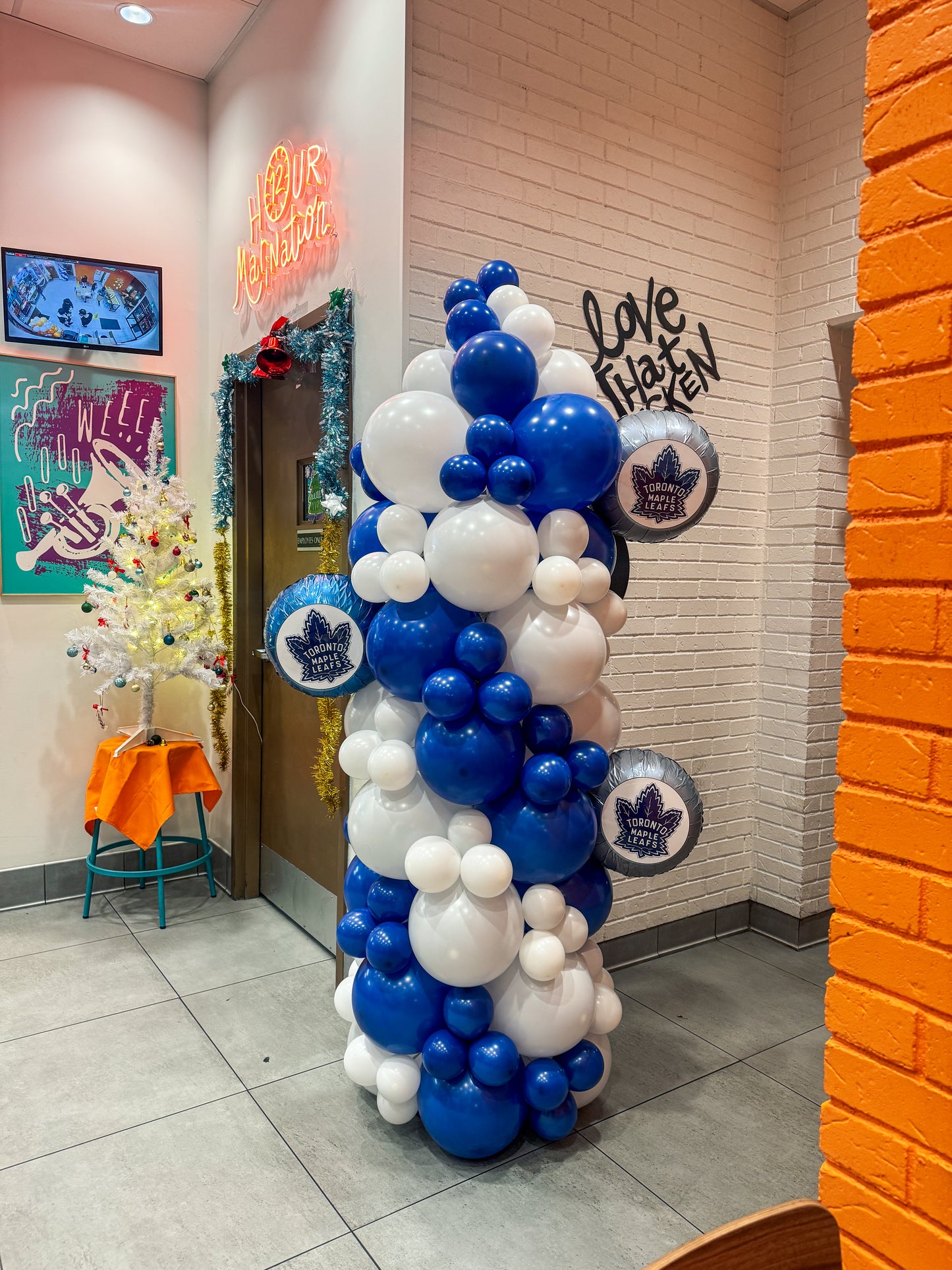 Branded stand along balloon pillars