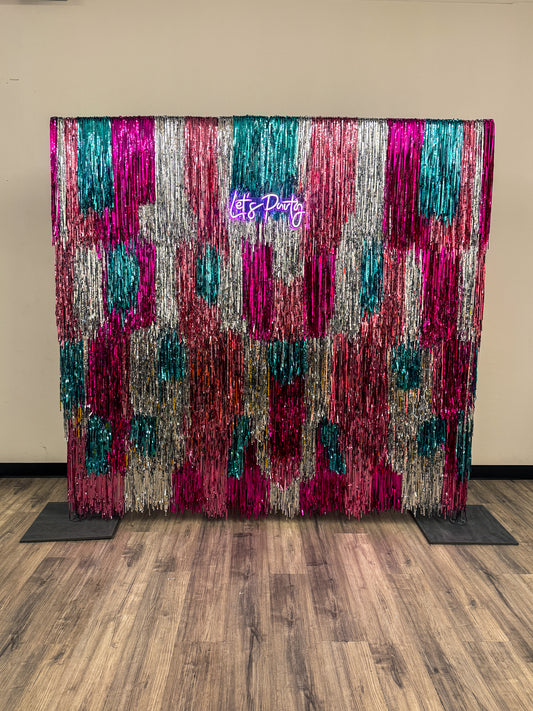 Multi coloured 8x7 tinsel walls