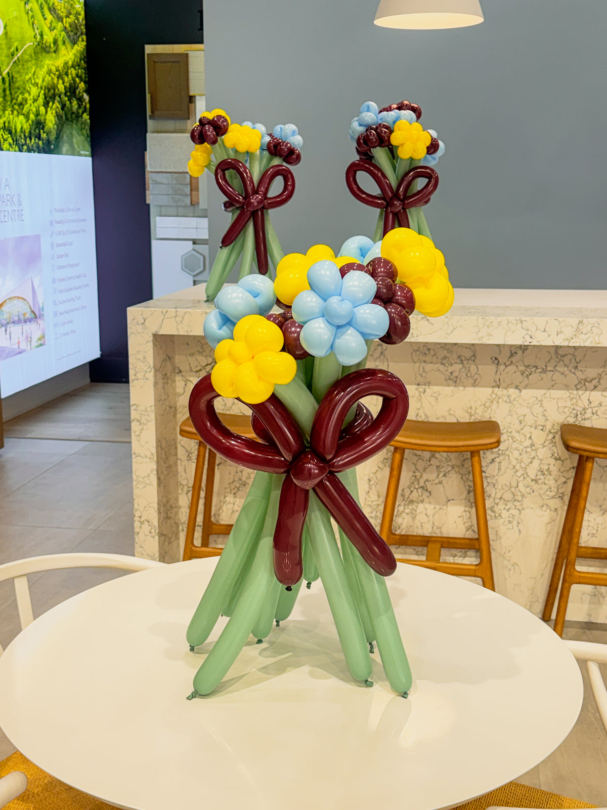 Blooming Balloon Flower Bouquet 🌸