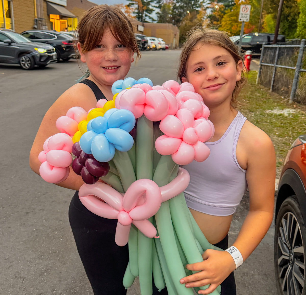 Blooming Balloon Flower Bouquet 🌸