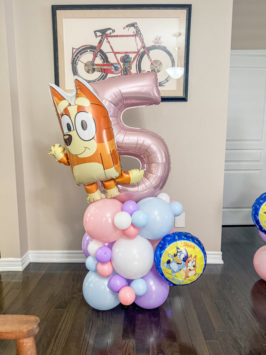 Themed aged balloon pillar
