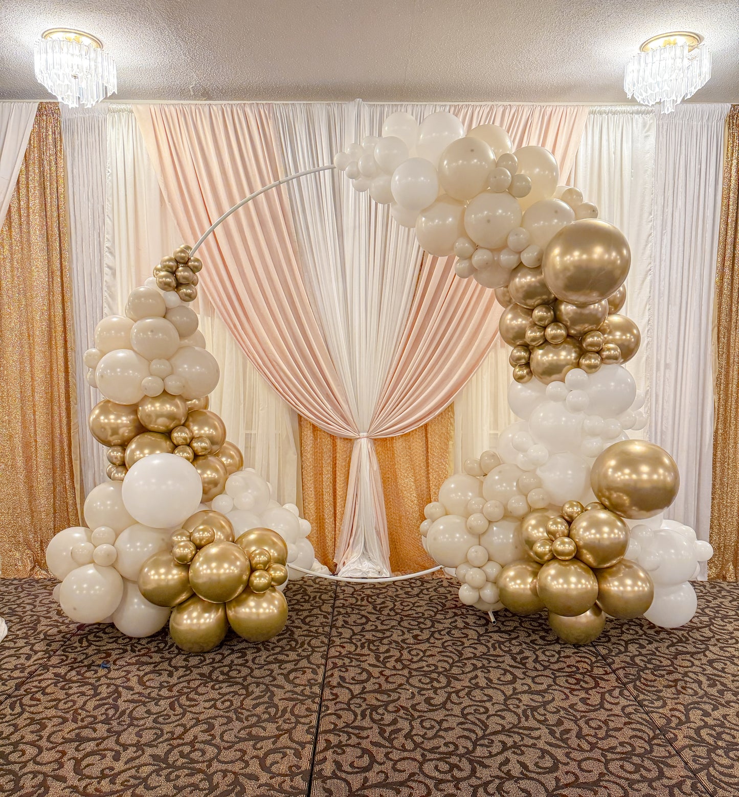 7.5 foot white arch with option B balloons