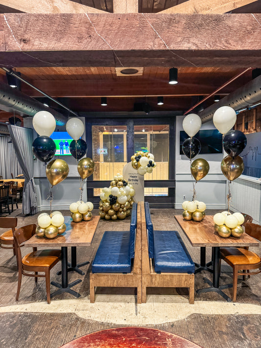 Mini solid balloon backdrop with 4 table toppers
