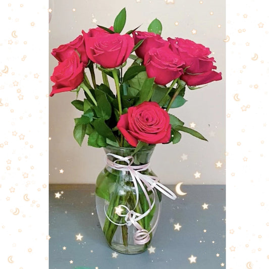 12 Short Stem Roses & Vase